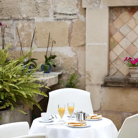 Hotel L'host Boutique 3*
