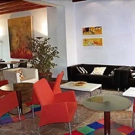 L'host Boutique 3* Pollensa